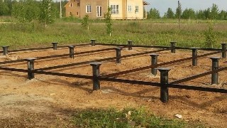 Установка и монтаж - винтовые сваи в Камышине для свайного фундамента дома. Цена от 2080 руб - видео закручивание